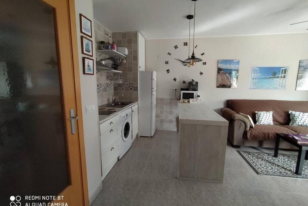 Apartamento Muy cerca de la playa Gran piscina wifi y Netflix gratis Miami Platja  Exterior foto